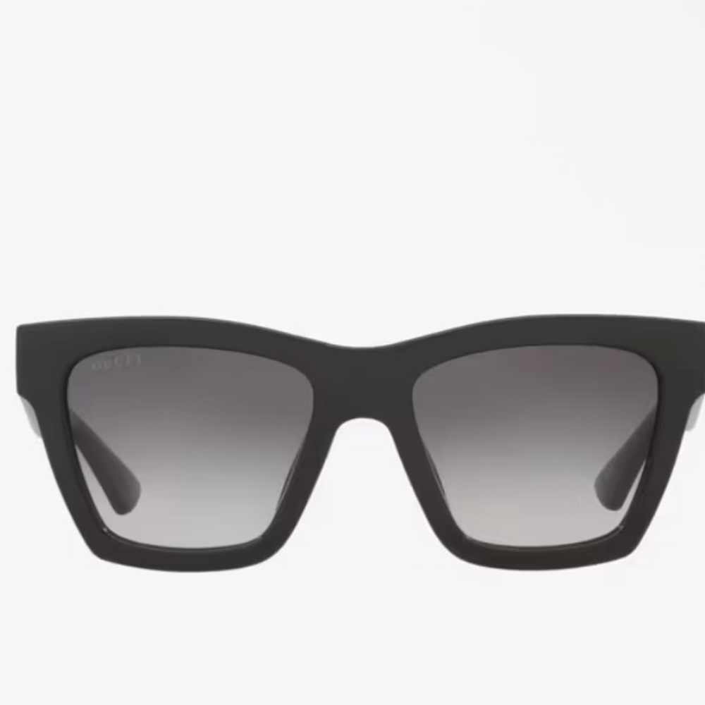 Gucci Black Sunglasses - Picture 5 of 10